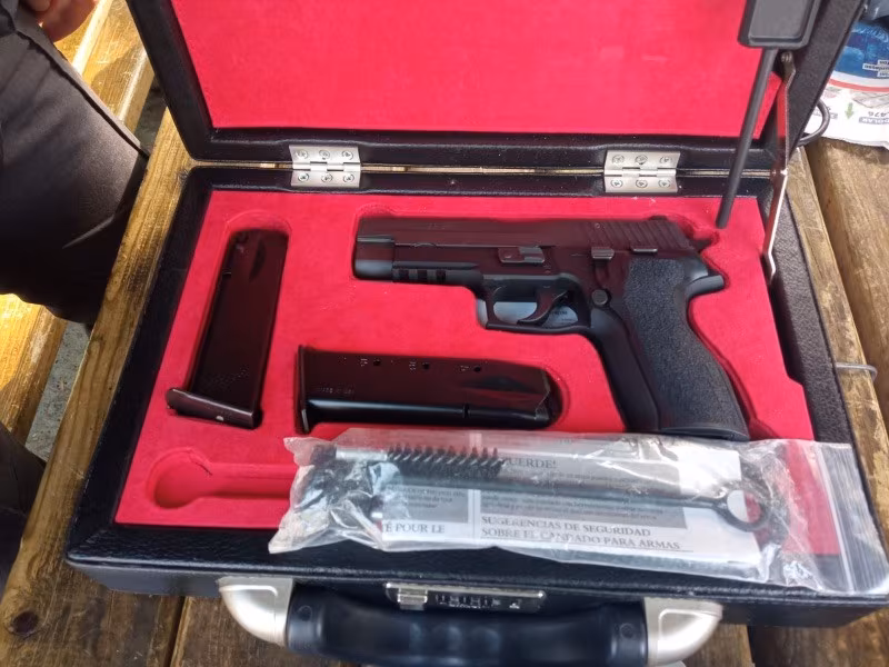 Memurdan sıfır sigsauer p226