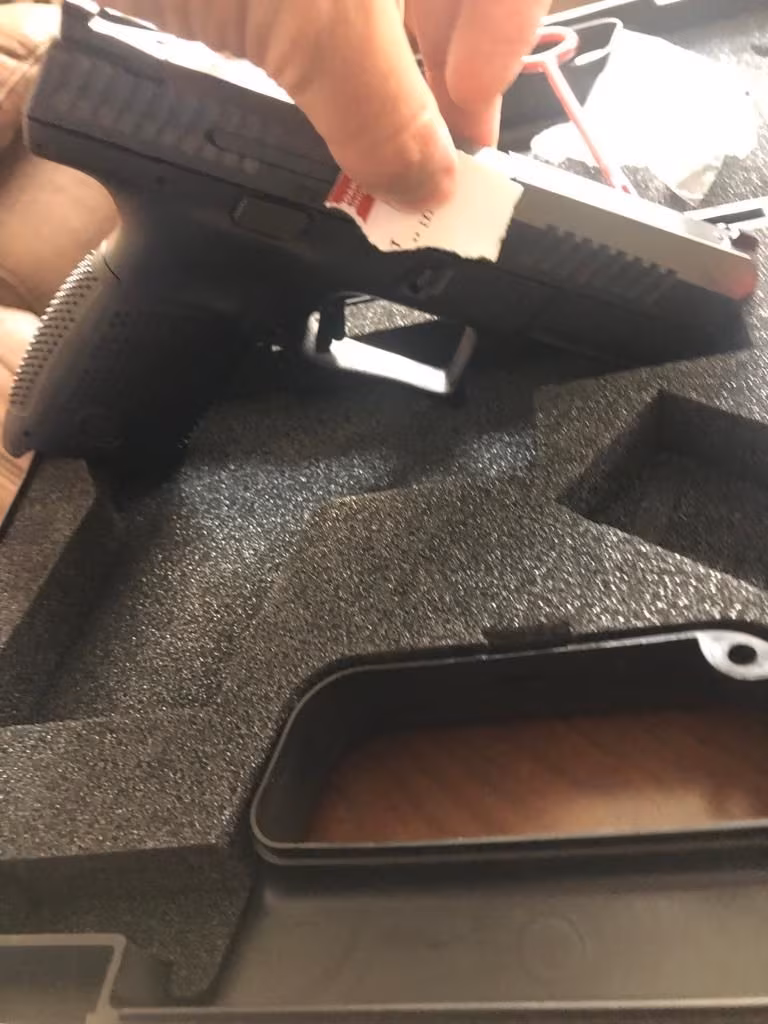 Türkiye, İzmir Sıfır kutusunda CZ P-10S