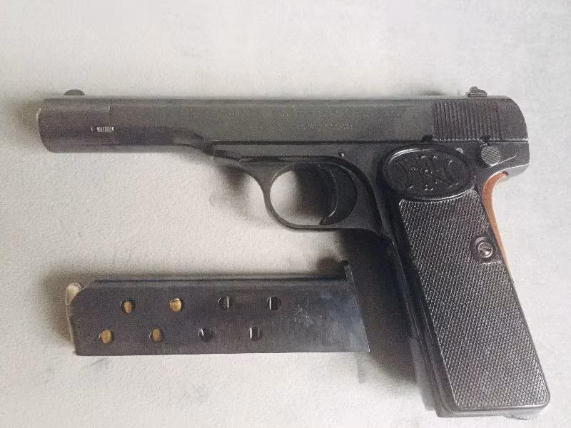 SIFIR AYARINDA,ÇOK TEMİZ UZUN NAMLU 7.65 MM YÜZÜKLÜ BROWNİNG