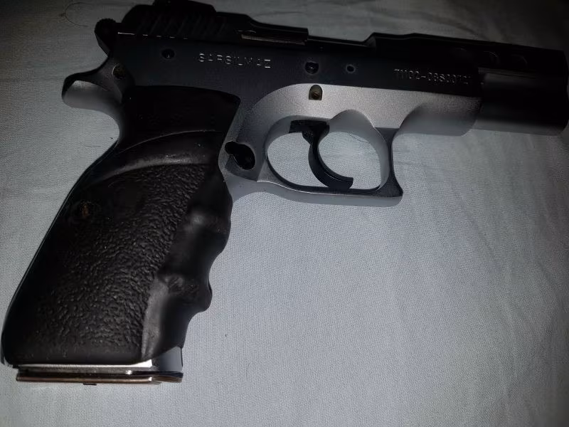 Sarsılmaz kama sport