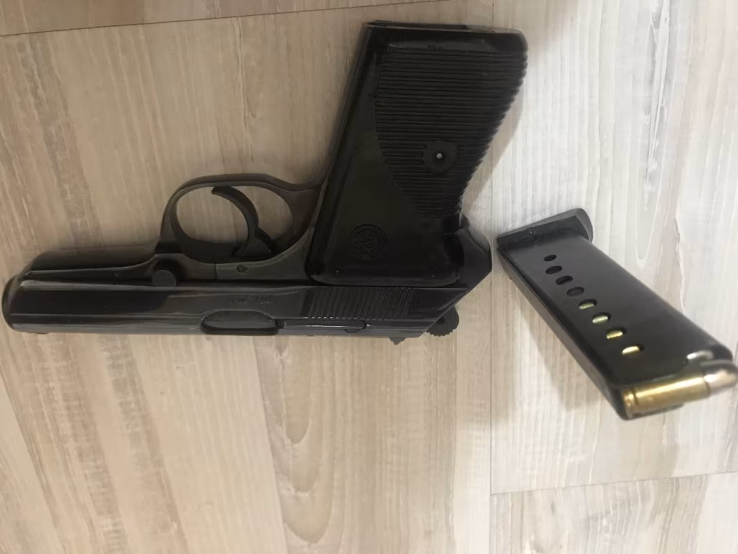 EMEKLİ ASTSUBAYDAN TERTEMİZ ÇOK AZ KULLANILMIŞ ÇEK VİZÖR