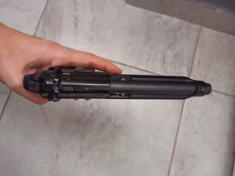 Memurdan TERTEMİZ BERETTA FS 92, EMEKLİ EMNİYET MENSUBU SİLAHI