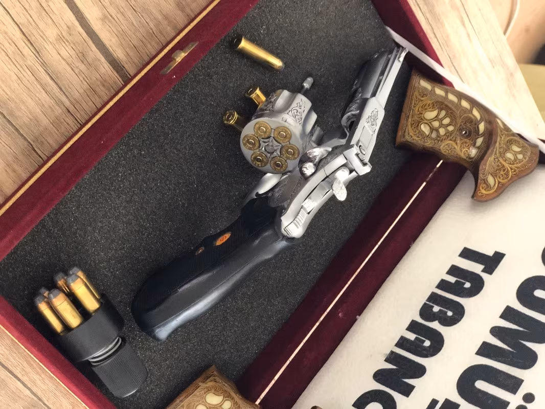 Memurdan GÜMÜŞAY TOPLU TABANCA 4’ ALTIPATLAR