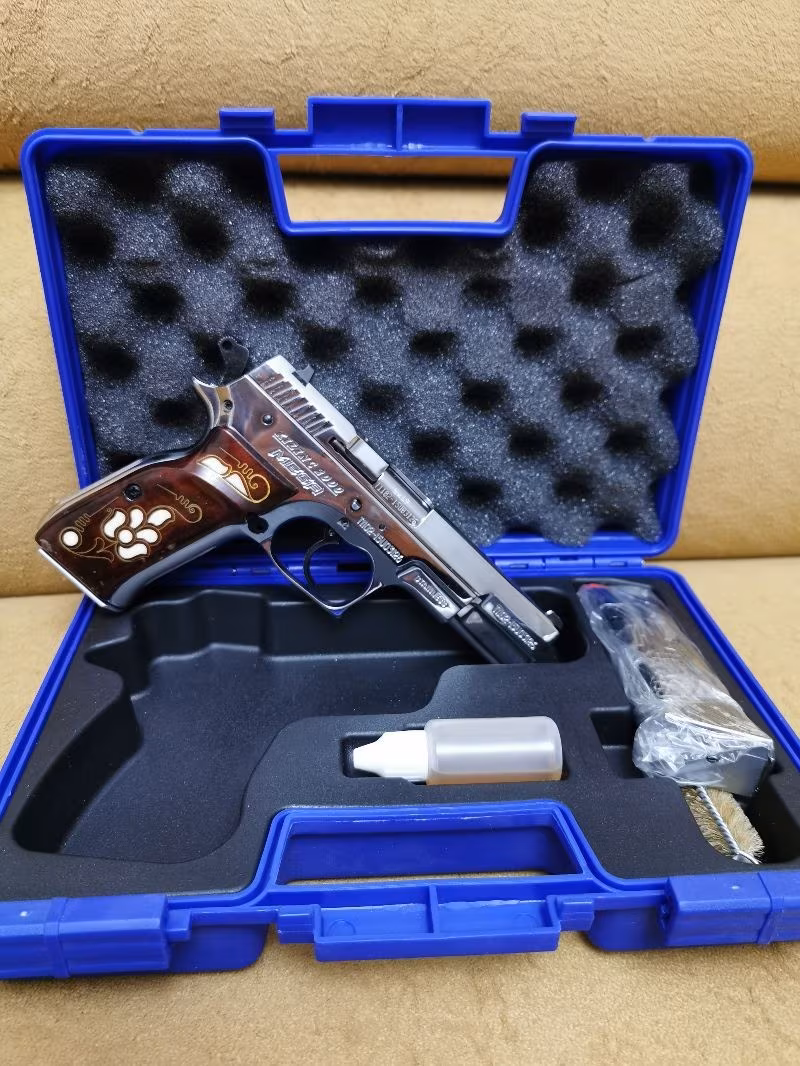 SIFIR AYARINDA SARSILMAZ KILINÇ 2000 MEGA KROM