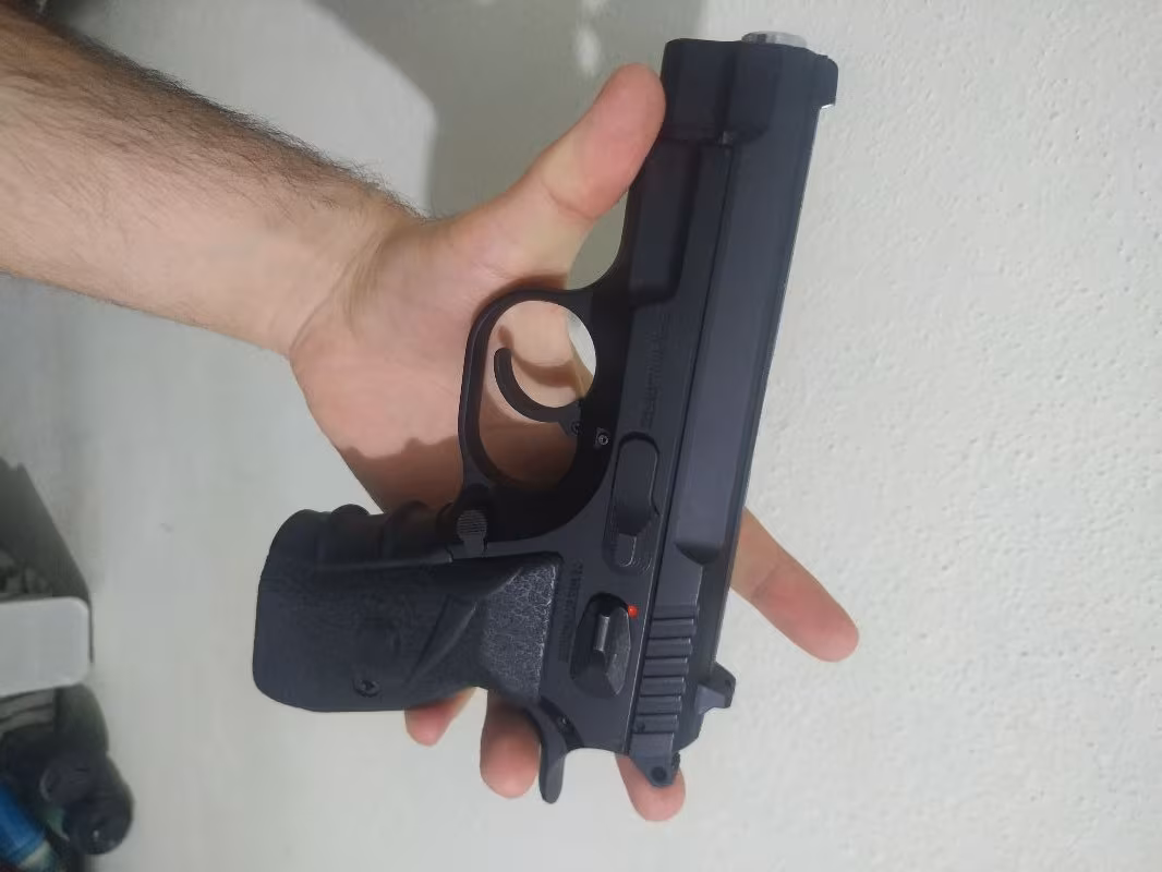 SARSILMAZ K-10C 200 tıkı var hediye 1 kutu mermi ile