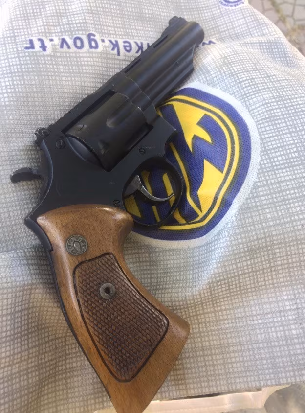 commanche llma III 357  Magnum 9.65mm