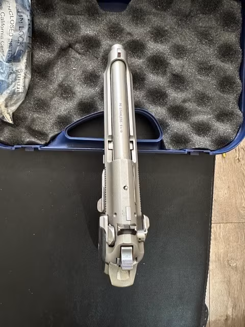 İlk Sahibinden Beretta Fs 92 İnox Mke Çıkışlı