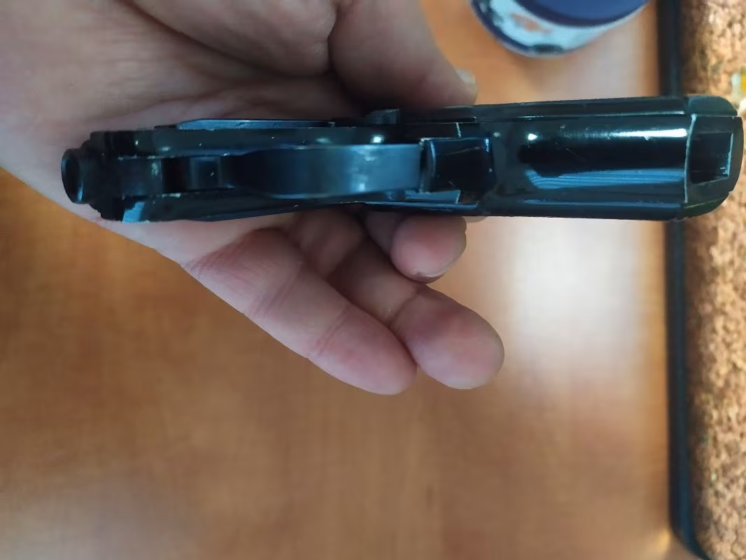 Ordu mensubundan Beretta 6.35 mm MOD 950