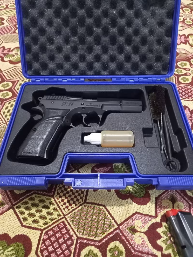 2.el sarsılmaz k11 15+1 sıfır ayarlında