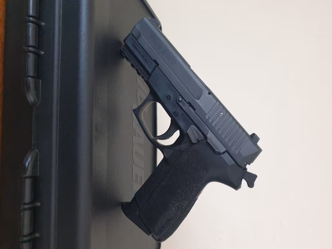 Kamu emeklisinden özel ithal sıfır Sig Sauer