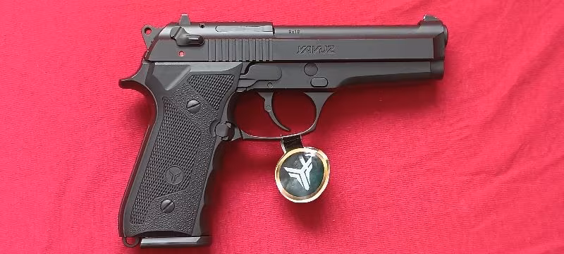 RUHSATLI SIFIR KUTUSUNDA HİÇ KULLANILMAYAN BERETTA 92 FS KLONU 2023 MODEL  YAVUZ 16 DEFENDER SİYAH - 20.000 TL