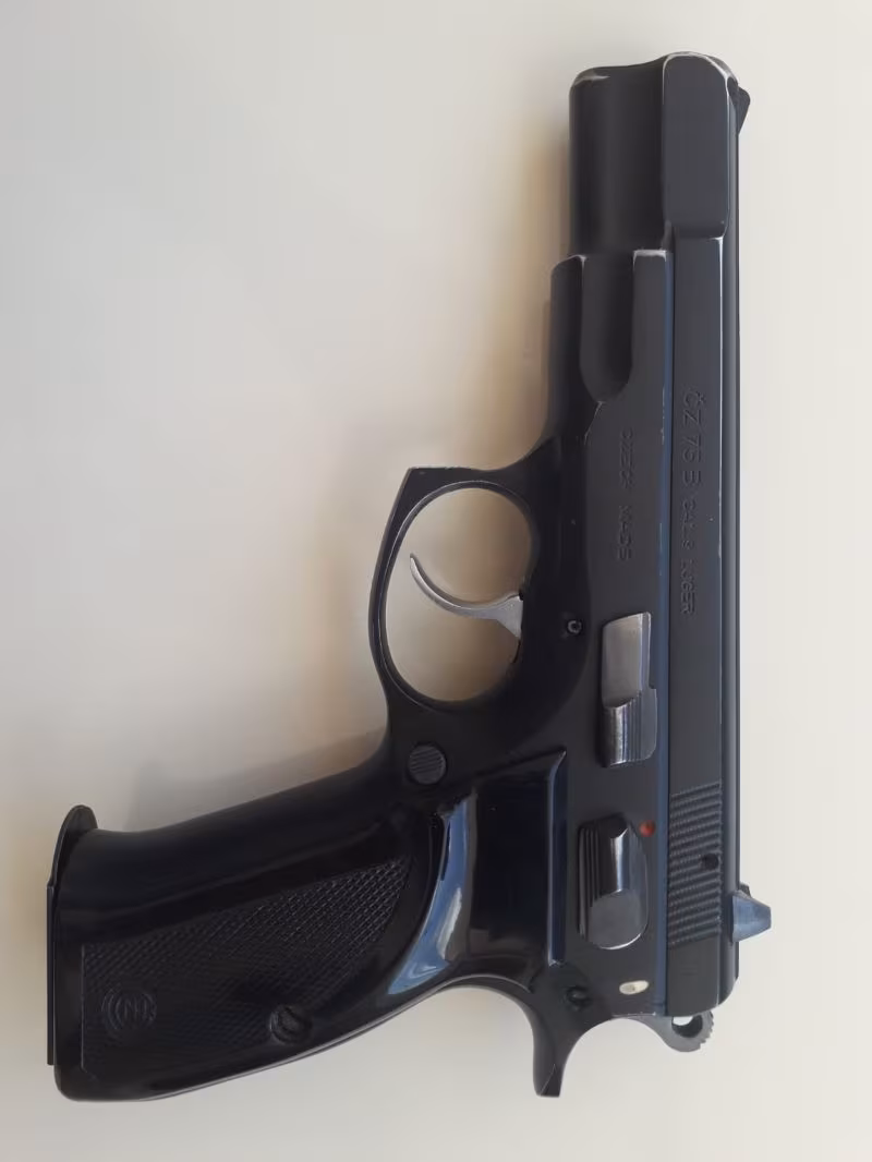 Memurdan Temiz CZ 75 B