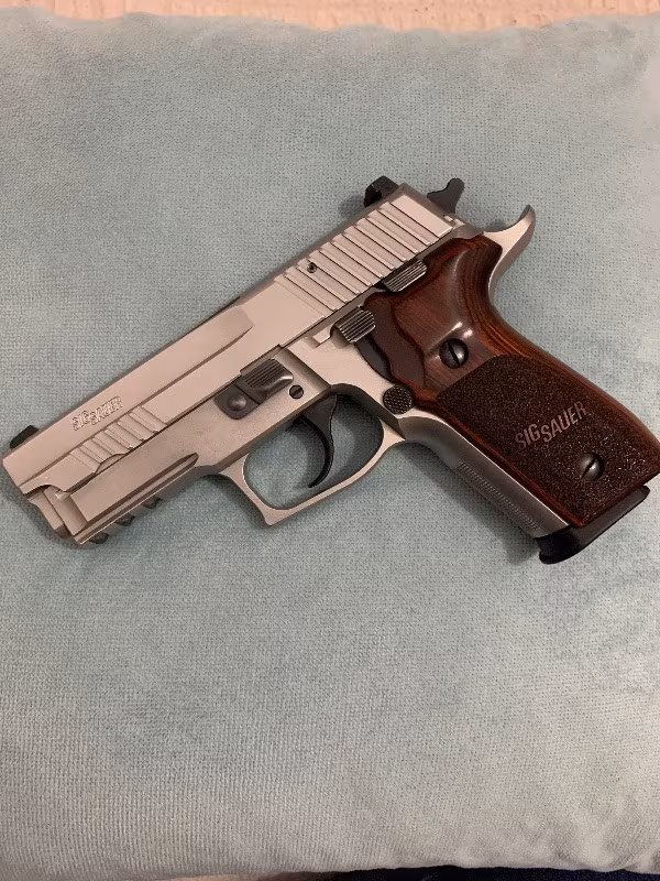 Sig sauer p 229 elite