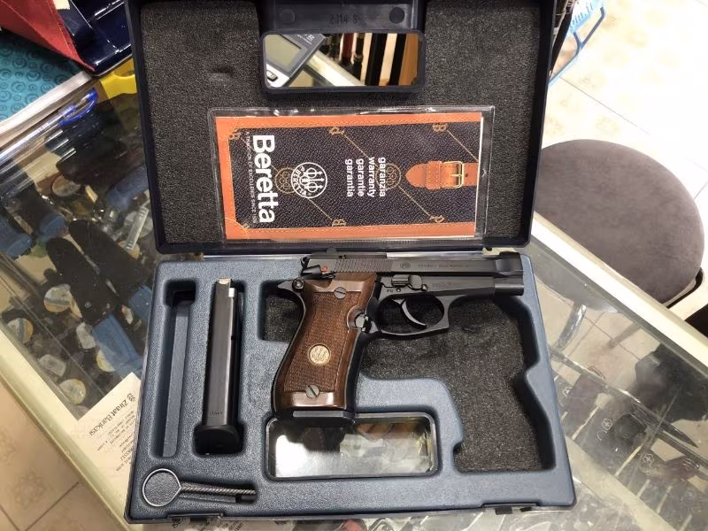 BERETTA F81 12+1 7.65 2 ADET ORJİNAL ŞARJÖR VE ORJİNAL KUTU SIFIR AYARINDA