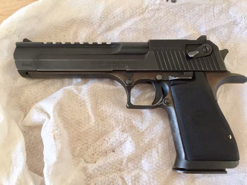 DESERT EAGLE 50 KALİBRE TEMİZ
