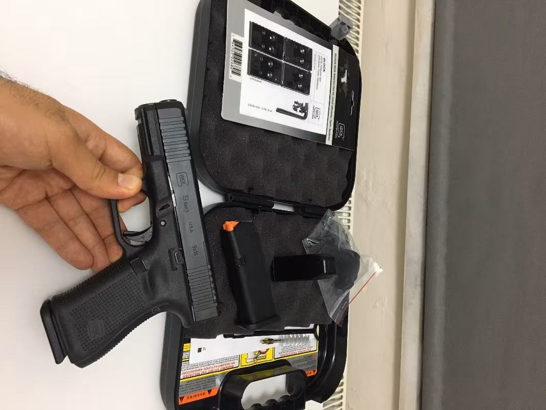 Glock 19 Gen 5 MOS ( en son üst serisi piyasada kalmadı)