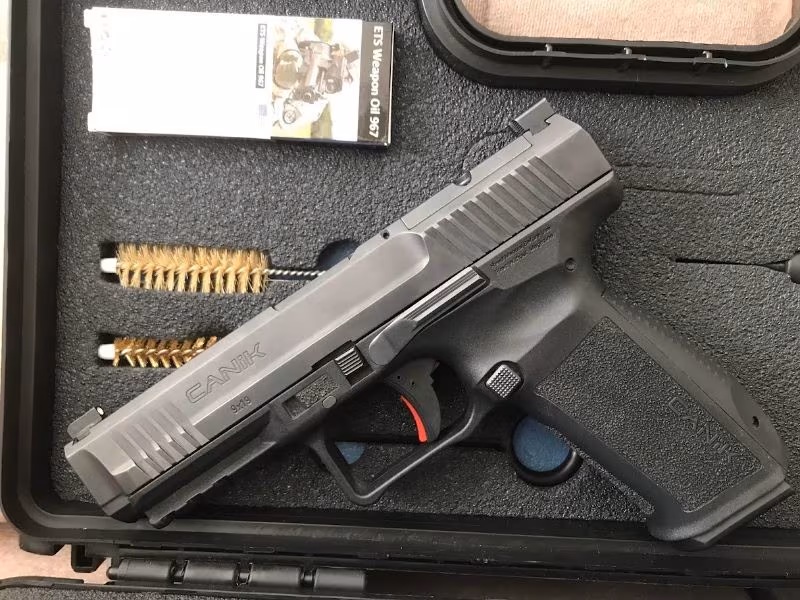 Polis Memurundan Canik METE SFT