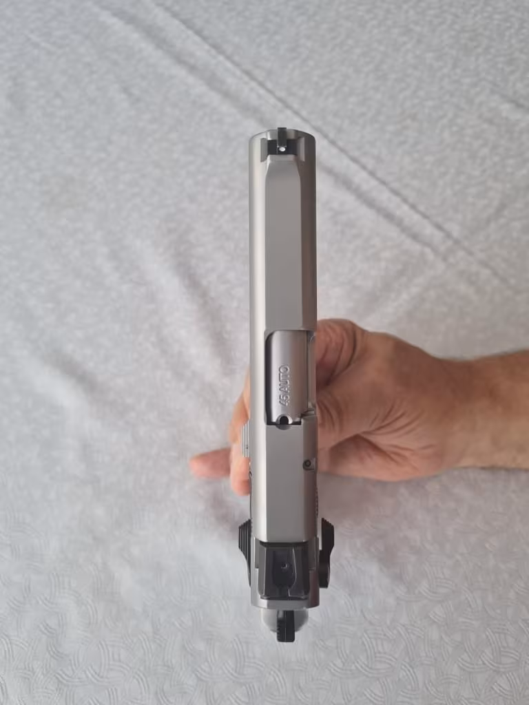 YARGI MENSUBUNDAN SMİTH WESSON 4566 MODEL TACTICAL SPORT,45 ACP ÇAPINDA SİLAH