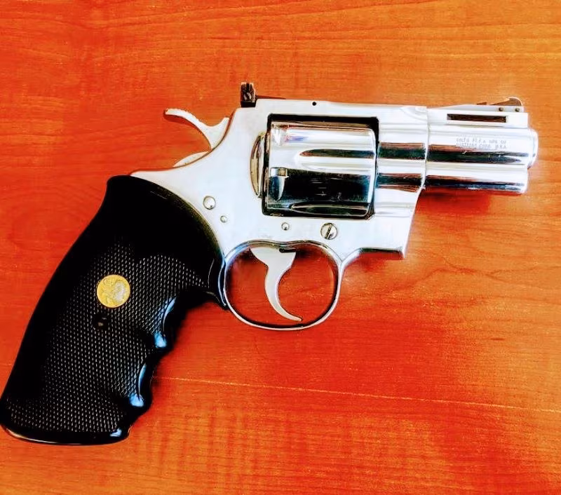 COLT PYHTON MAGNUM 357