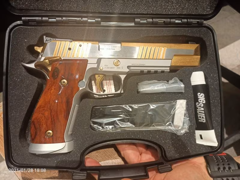 SİG SAUER X6 VIOLINE 24 AYAR ALTIN KAPLAMA - EŞİ BENZERİ YOK