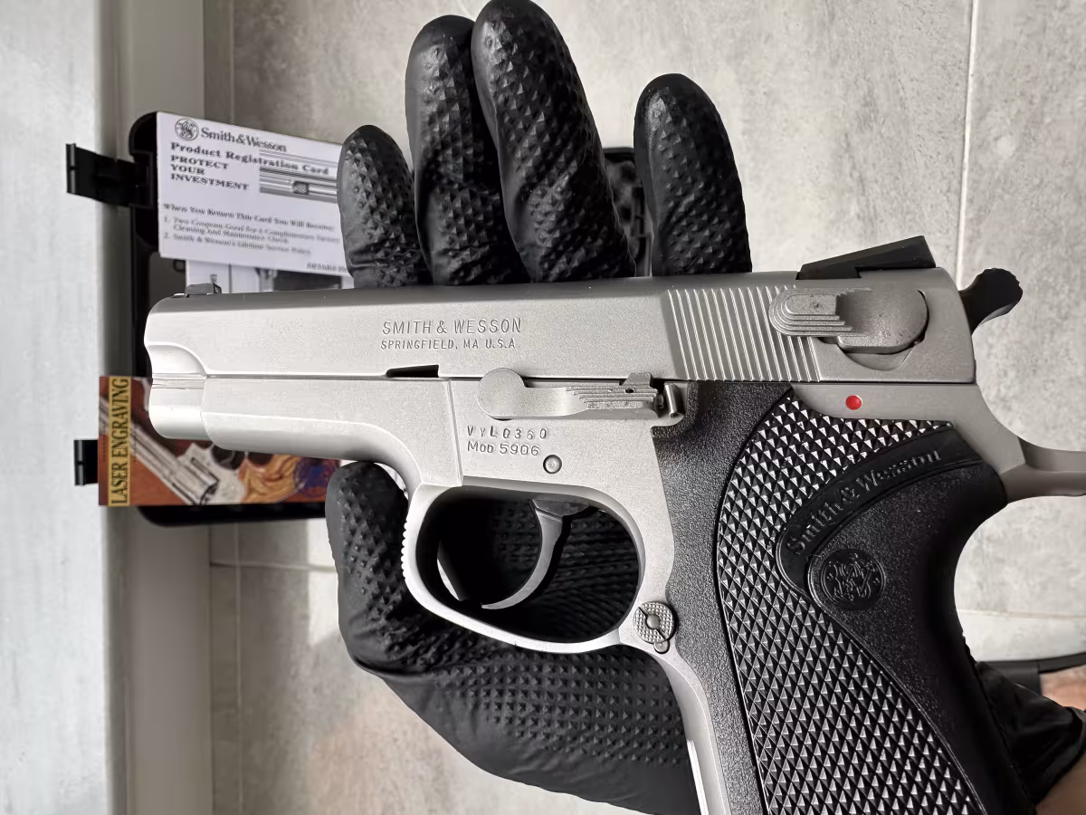 SMİTH WESSON 5906 15+1 ORJİNAL USA