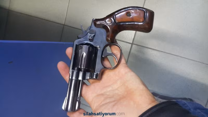 Memurdan temiz kullanılmış etli namlu smith wesson