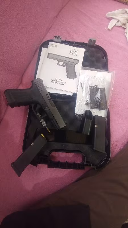 Temiz kullanılmamış glock