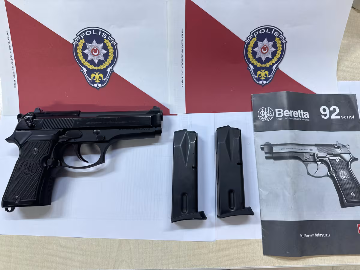 Acil Memurdan Temiz Beretta Mod 92 Compact L