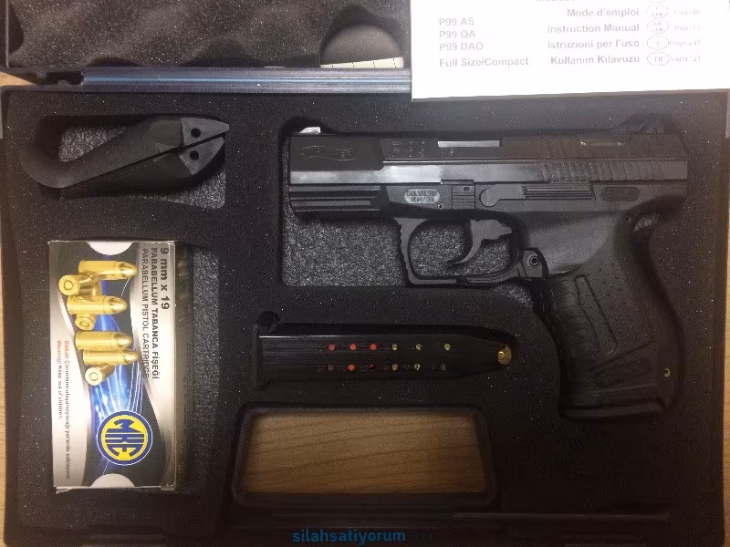 Kutusunda yedek şarjörü mevcut kaçırılmayacak bir tabanca..