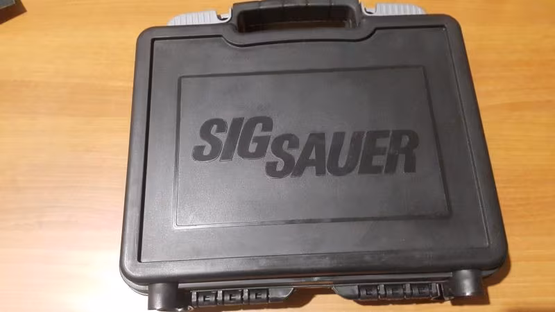 Sig Sauer P226 - SIFIR - KAMU GÖREVLİSİNDEN