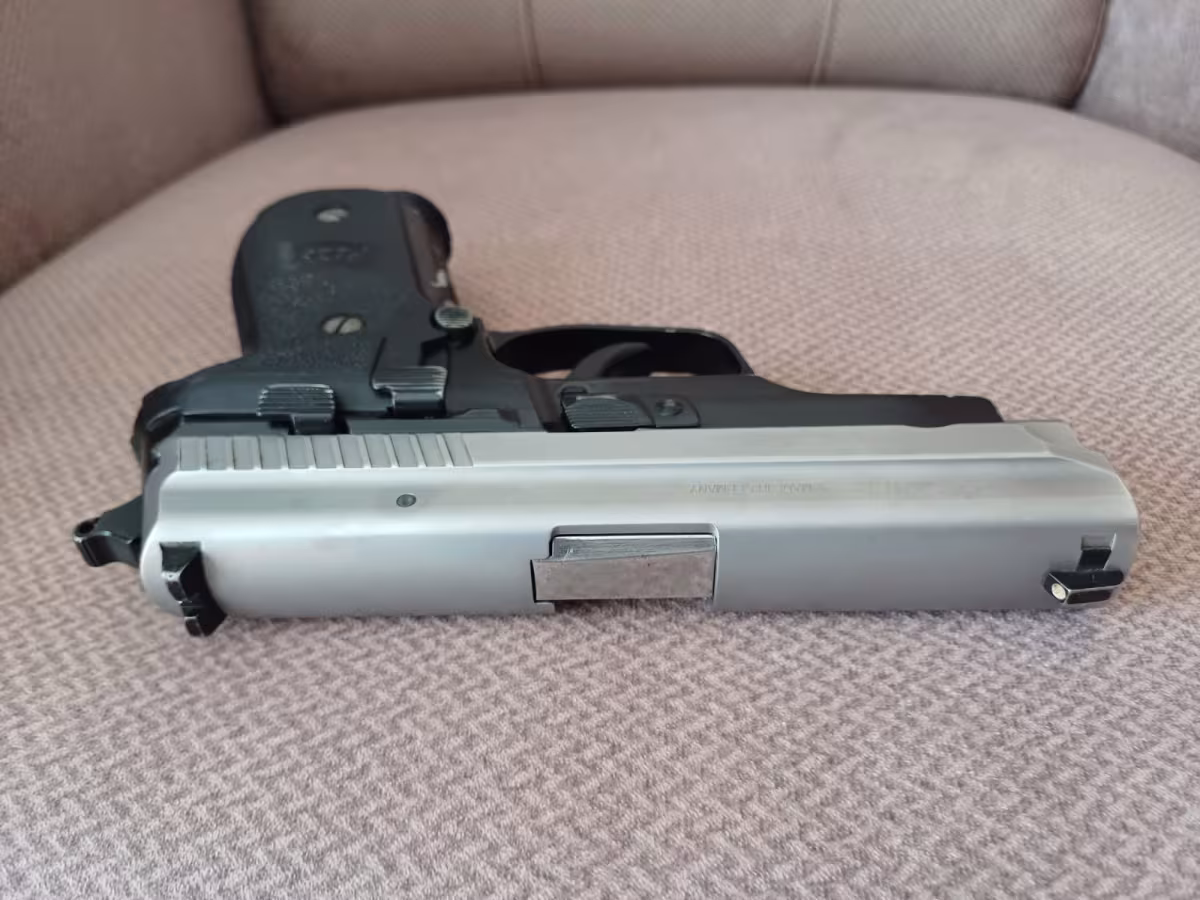 Sig Sauer P229
