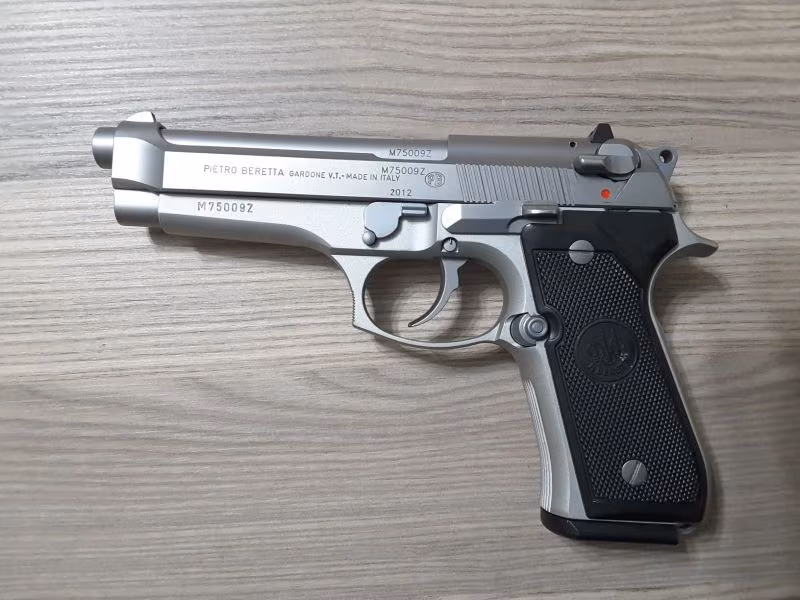 BERETTA INOX ÇİFT ŞARJÖR KUTUSUNDA