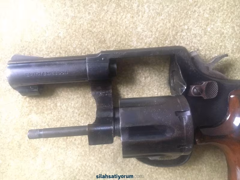 Emekli Komiserden AMERİKAN ORİJİNAL SMITH WESSON 38 cal.