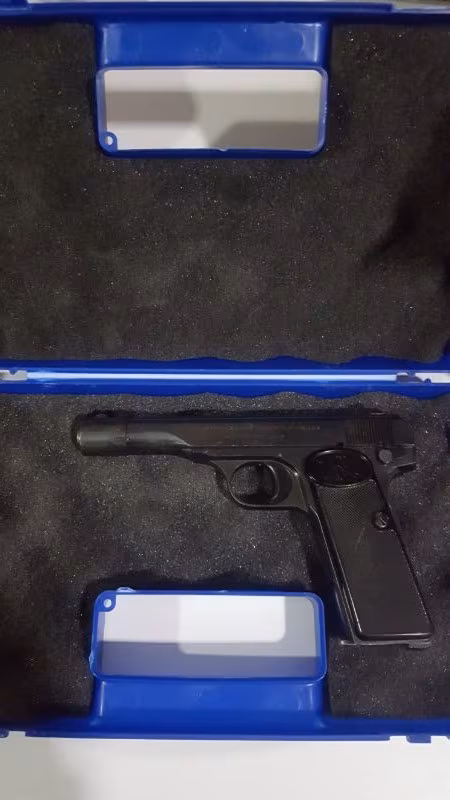 Memurdan iyi bir silah.