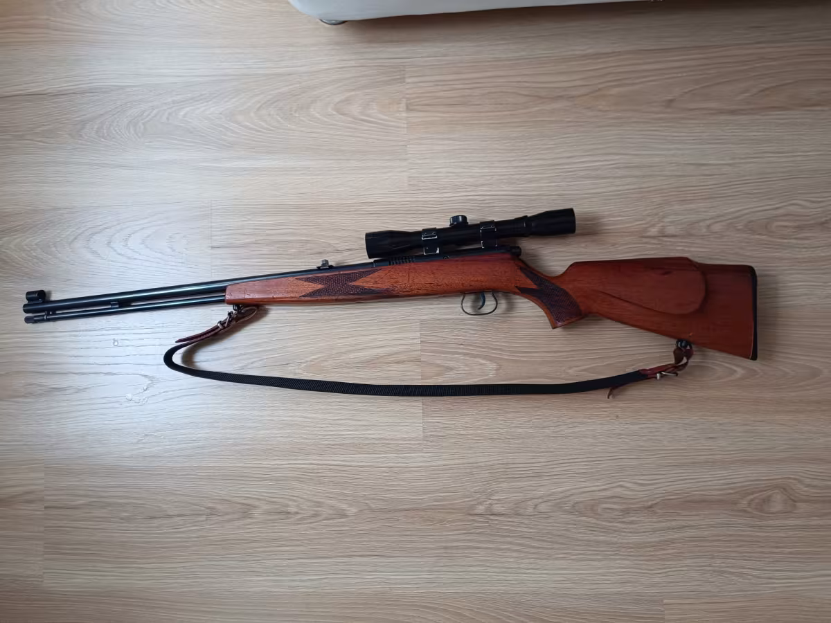 Yivli Tüfek, namlu altı 18 mermi - Avrupa - Temizdir