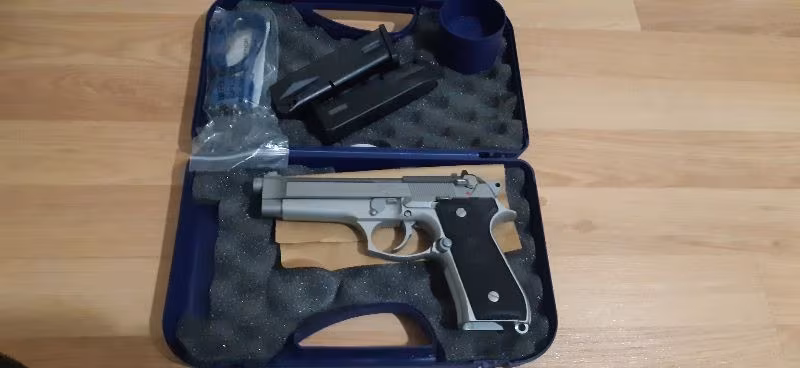 BERETTA 15+1 F92  INOX