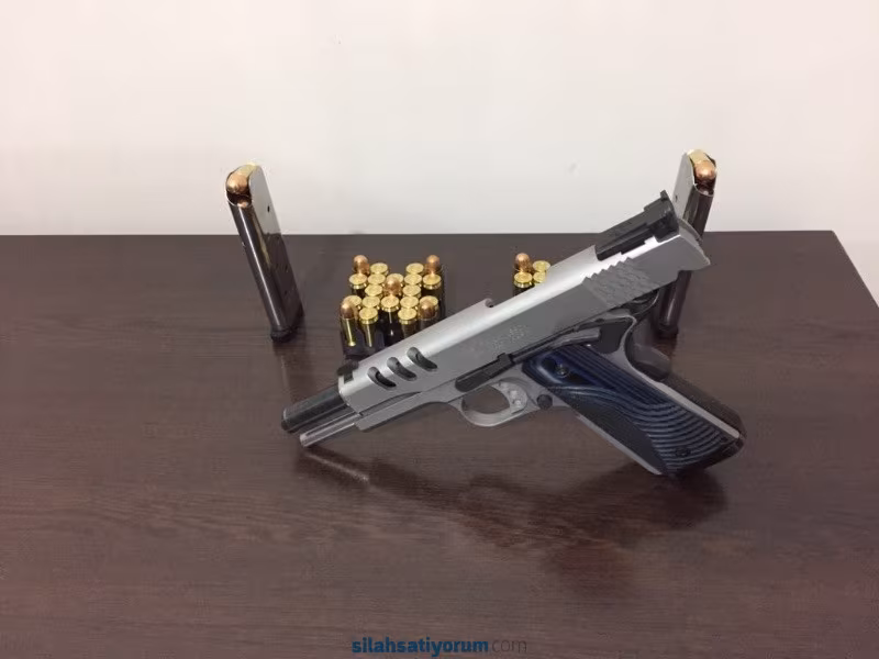 45 lik Smith Wesson 1911 Performance Center