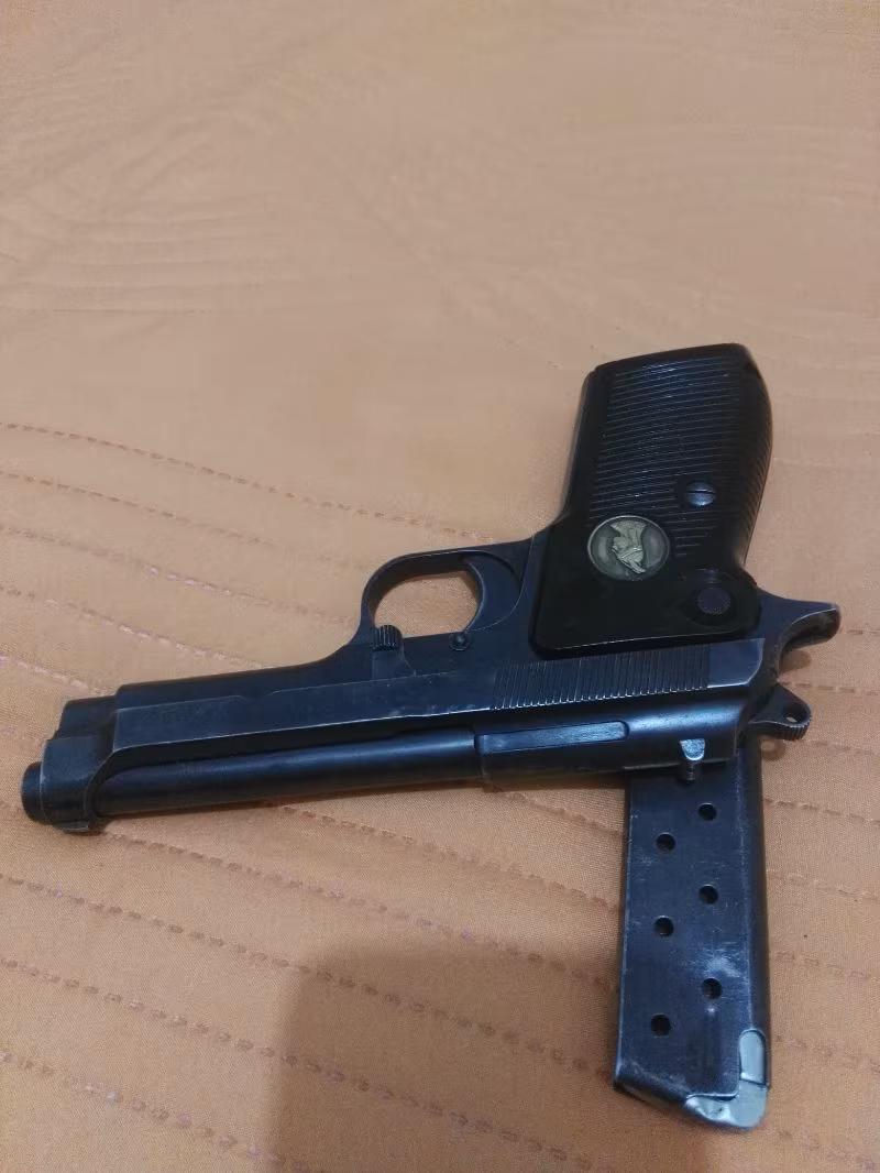 Piyasada sadece 300 adet olan tabanca