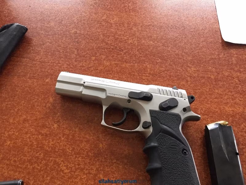 Askeri personelden 50 mermi ya atıldı ya atılmadı .az kullanılmış temizdir