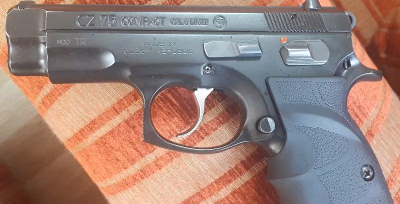 Sifira yakin cz compact