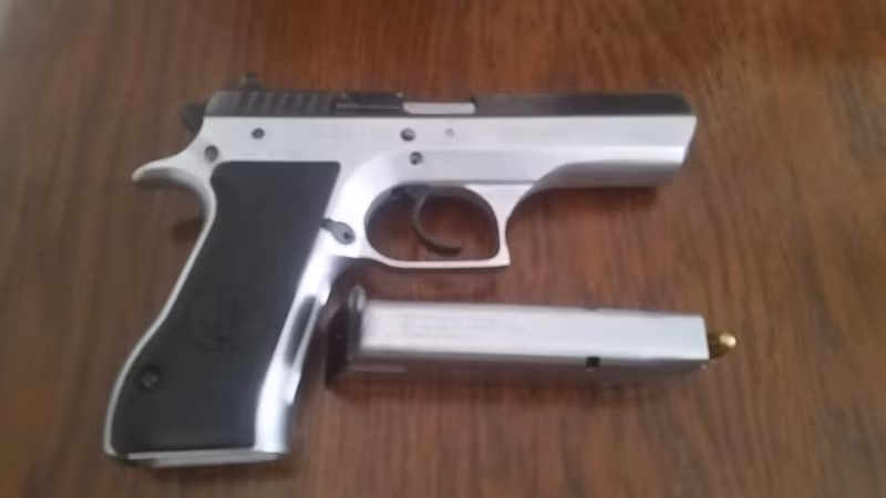 Memurdan Jericho 941F