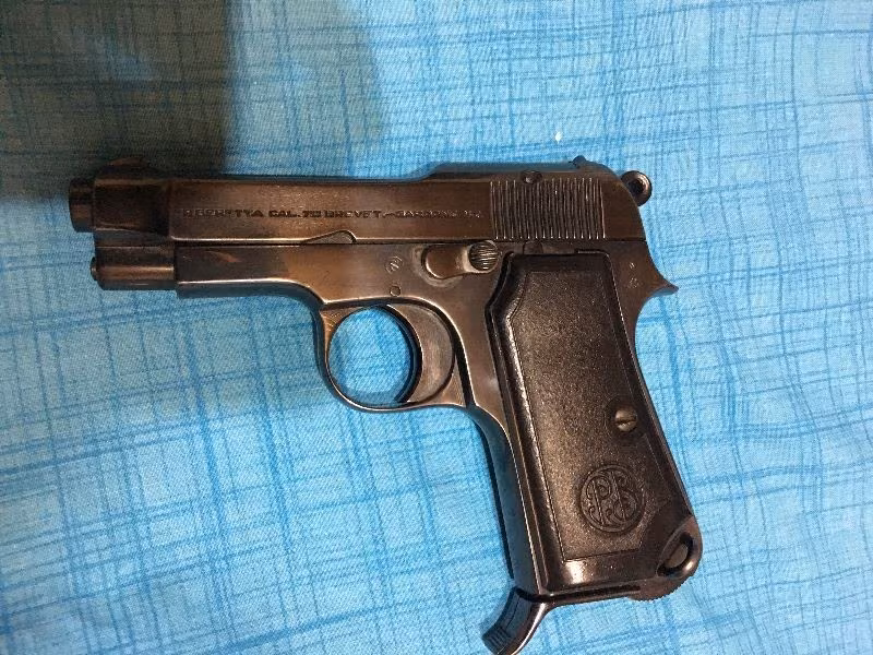 ACİL BERETTA 7,65 RUHSAT SÜRESİ DOLDUĞUNDAN SATILIKTIR.