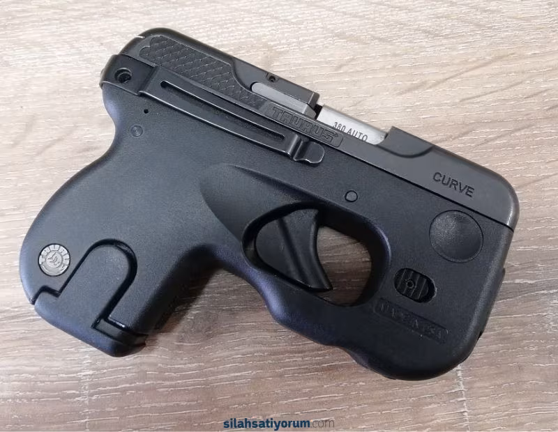Taurus Brezilya Kısa 9 mm (380 acp) Taktiksel Lazer ve Fenerli