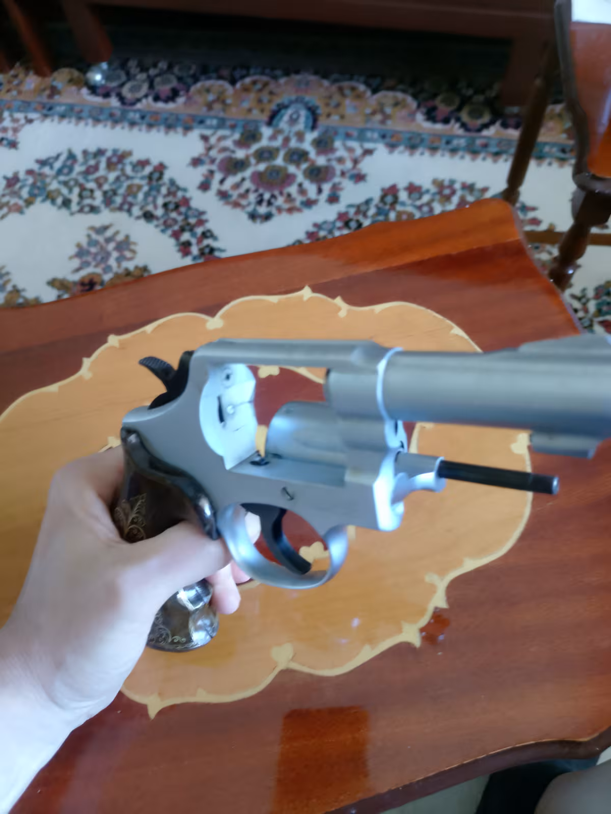 İhtiyaçtan satılık Smith Wesson 38 cal