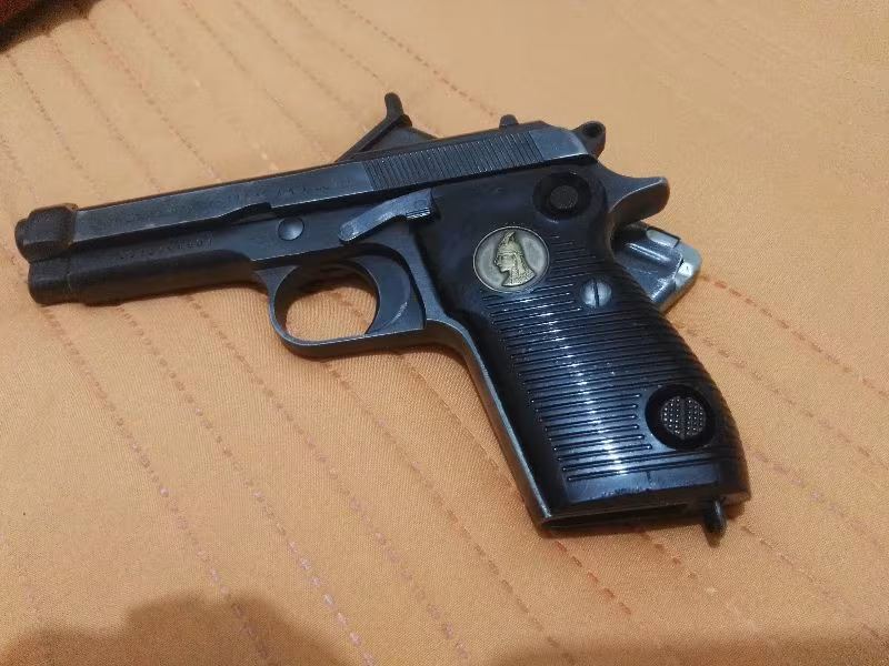 Piyasada sadece 300 adet olan tabanca