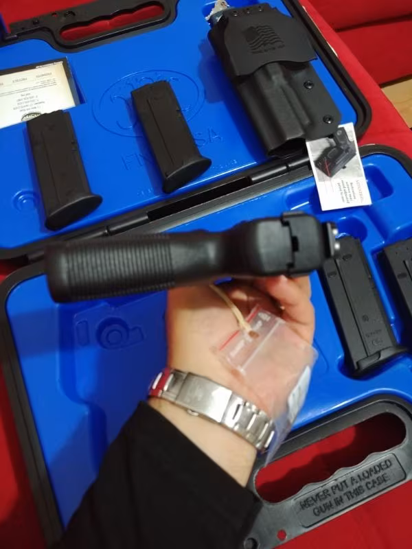 Fazladan 1 sarjorlu FN