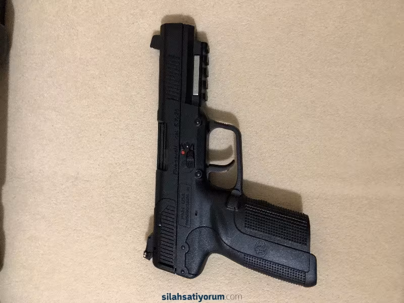 Kamu Görevlisinden satışa hazır, sıfır FN Five Seven + 200 fişek + 3 Şarjör