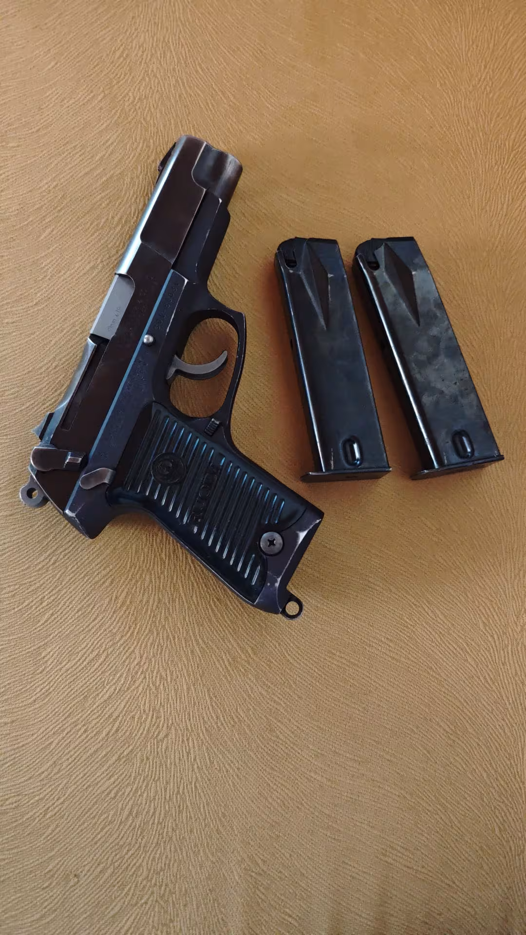 301 seri ruger P85