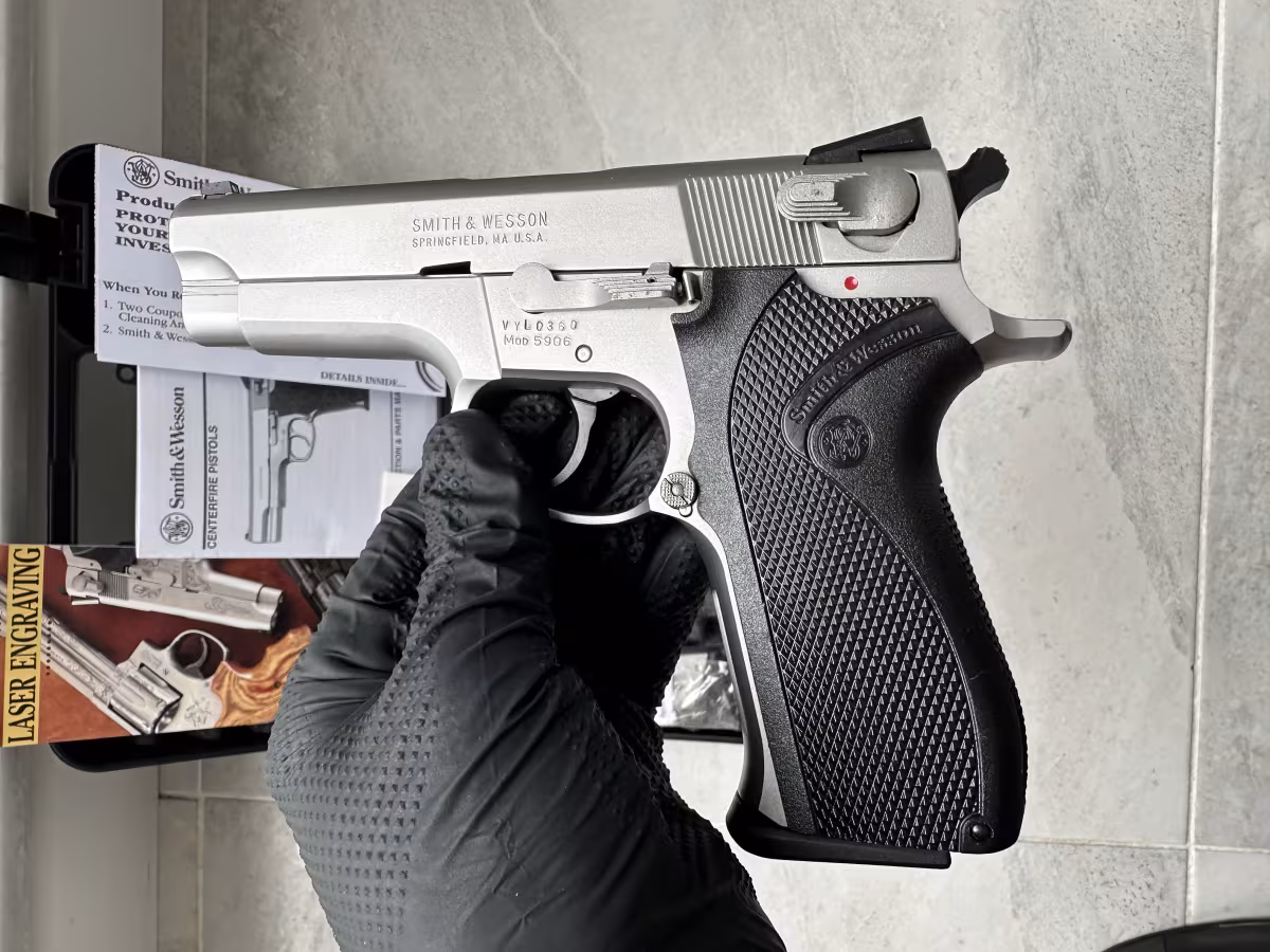 SMİTH WESSON 5906 15+1 ORJİNAL USA