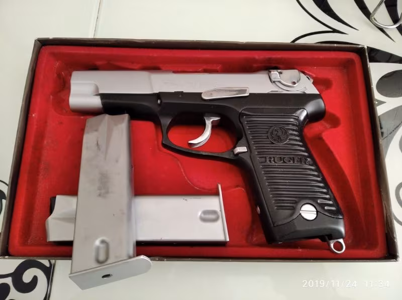 Emekli Emniyet Mensubundan Satılık Ruger P85 301 Serisi